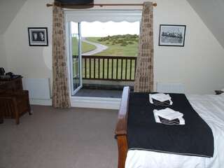 Отели типа «постель и завтрак» The Curragh Country House Accommodation Дрихад-Нуа Семейный номер Делюкс-15